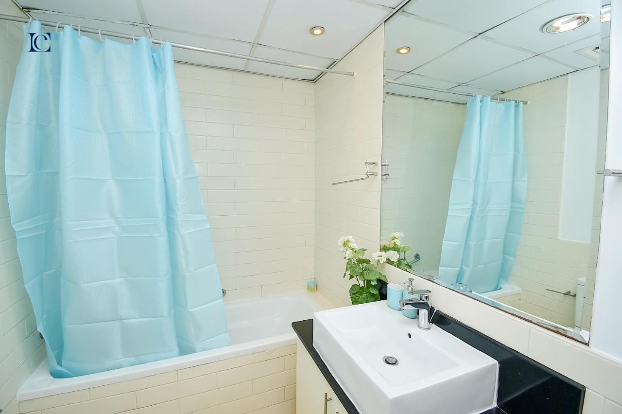 Luxury Escapes - Budget With Balcony, Yacht Bay Marina Apartamento *